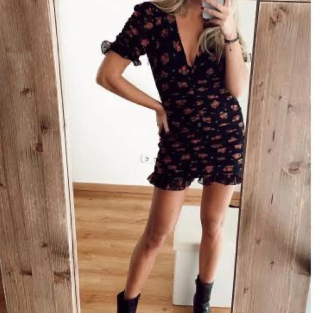 Zara Floral Ruched Mini Dress Mesh Ruffle Plunge V-Neck Puff Sleeve Black S - Picture 4 of 10